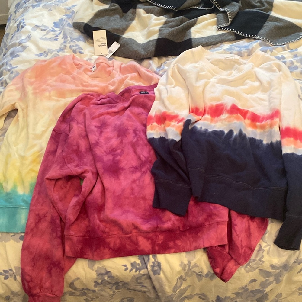 Bundle of gap /old navy crews